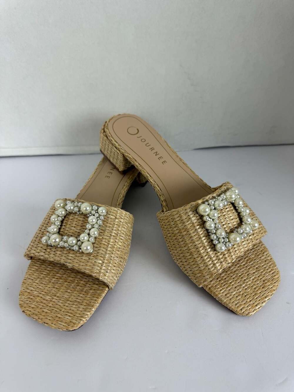 Journee Collection Justina Sandals Size 8.5M Natural Raffia Pearl Block Heel